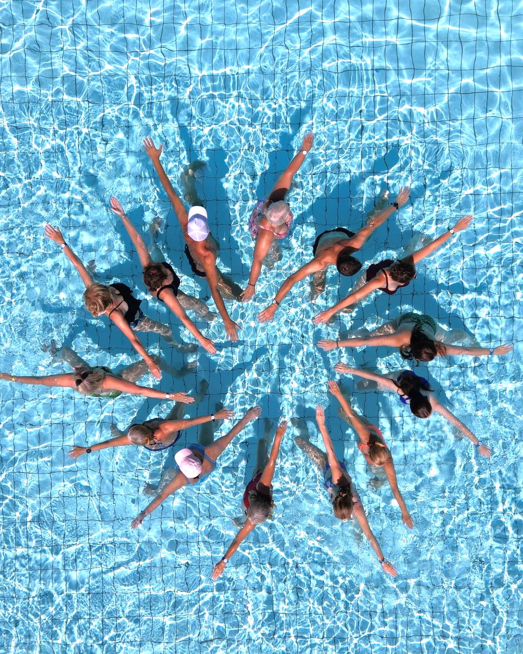 aquayoga-bains-lavey-groupe-piscine