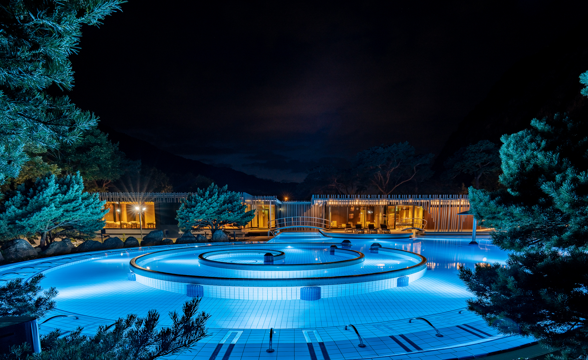 Night-time Thermal Baths